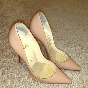 Christian Louboutin So Kate pumps